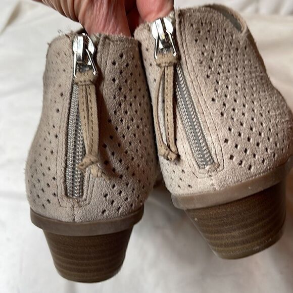 Kenneth Cole Reaction Side Walk Leather Booties. Size 9.5. - Picture 6 of 9